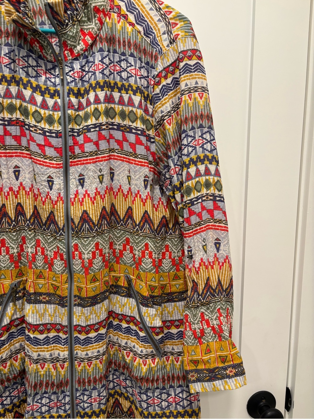 Multicolor Patterned Zip-Front Women's Jacket - Picture 6 of 7